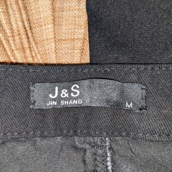 J&S Black and Gold Quilted Faux Leather Pants w Ankle Zip - Picture 6 of 6